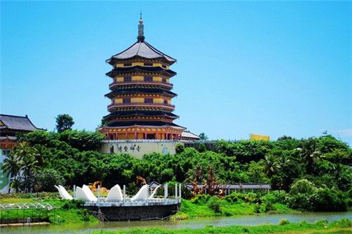 龙潭古镇哪里好玩（龙潭古镇哪里好玩的）